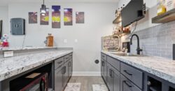 11730 N Laurel Avenue, Kansas City, MO 64157