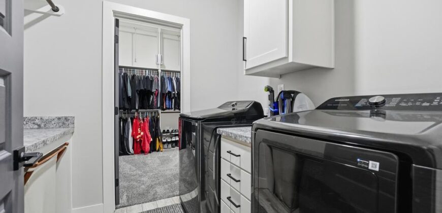 11730 N Laurel Avenue, Kansas City, MO 64157