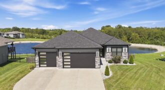 11730 N Laurel Avenue, Kansas City, MO 64157