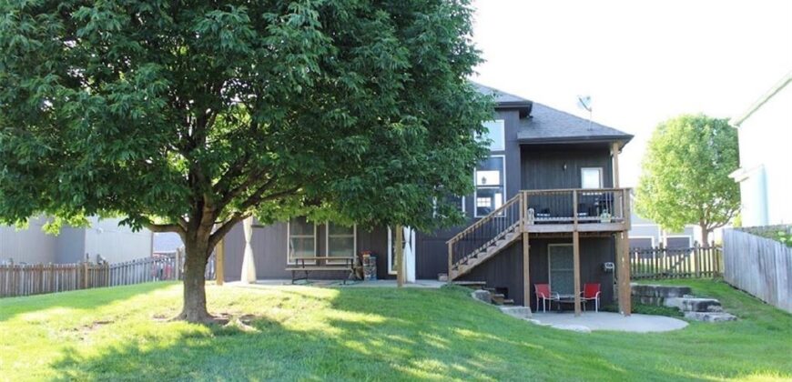 11119 N Madison Avenue, Kansas City, MO 64155