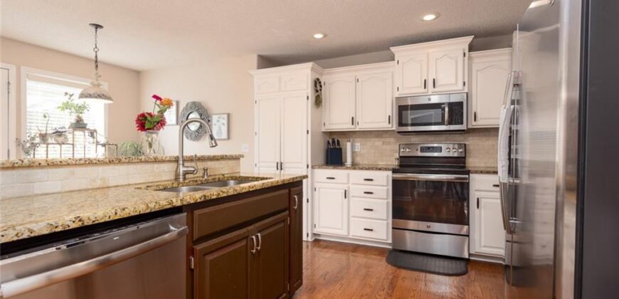 8211 NE 98th Street, Kansas City, MO 64157