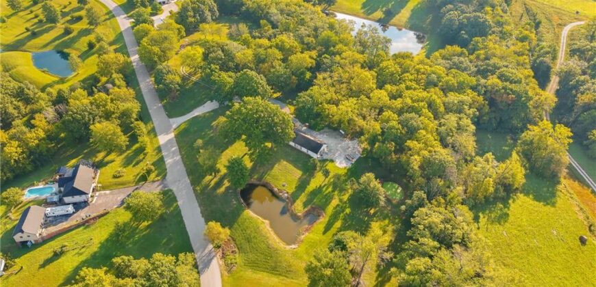 15007 Northern Hills Drive, Holt, MO 64068