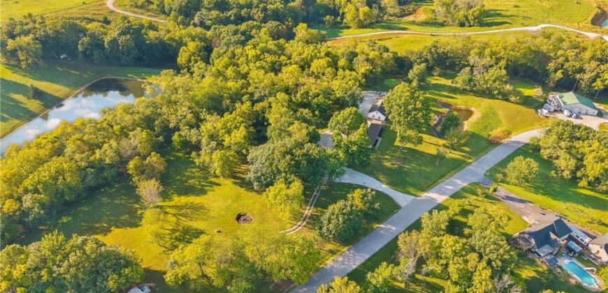 15007 Northern Hills Drive, Holt, MO 64068