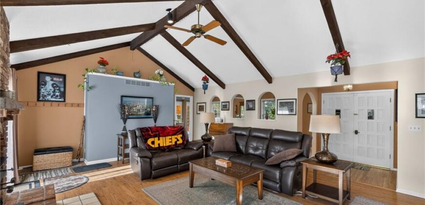 15007 Northern Hills Drive, Holt, MO 64068