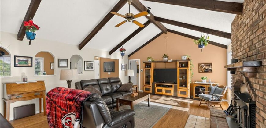 15007 Northern Hills Drive, Holt, MO 64068