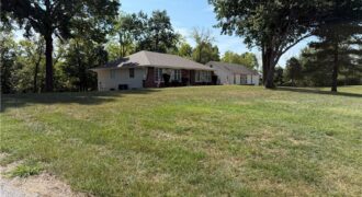 15007 Northern Hills Drive, Holt, MO 64068