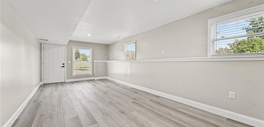 12223 Hills Road, Kearney, MO 64060