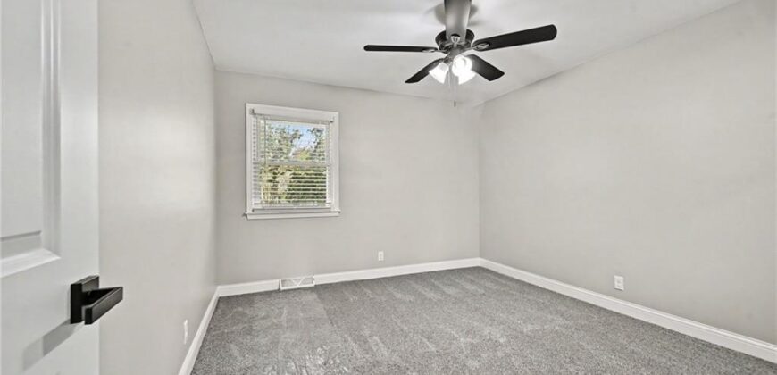 12223 Hills Road, Kearney, MO 64060