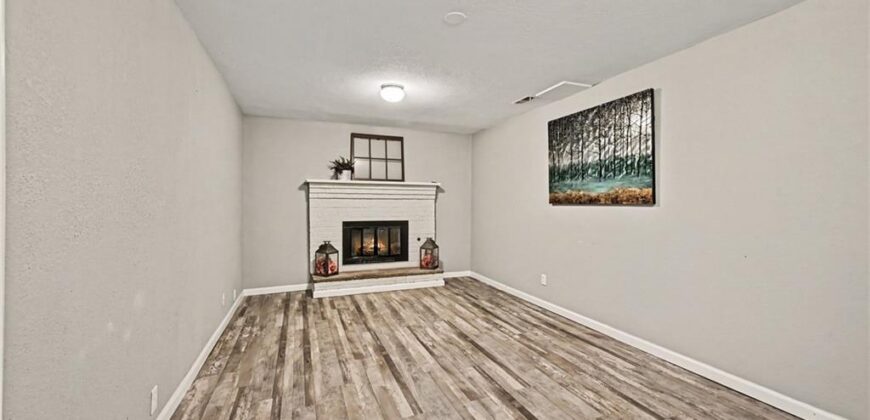 11225 N Tracy Avenue, Kansas City, MO 64155