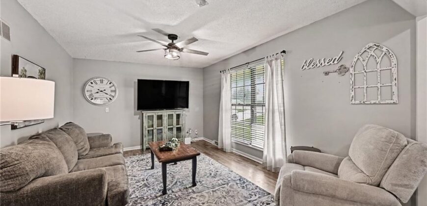 11225 N Tracy Avenue, Kansas City, MO 64155