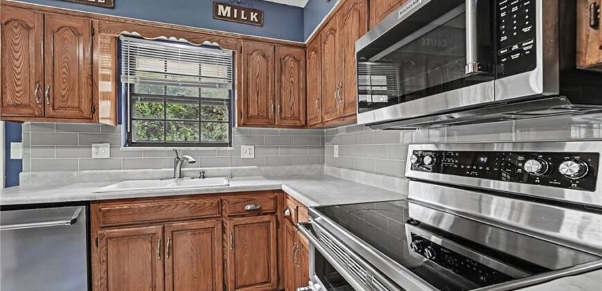 11225 N Tracy Avenue, Kansas City, MO 64155