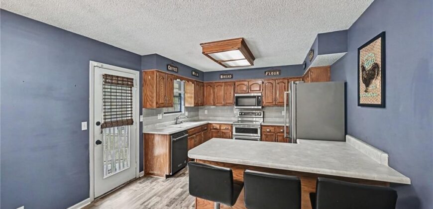 11225 N Tracy Avenue, Kansas City, MO 64155