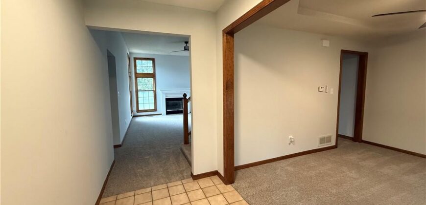 4201 NW 64th Place, Kansas City, MO 64151