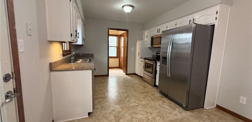 4201 NW 64th Place, Kansas City, MO 64151