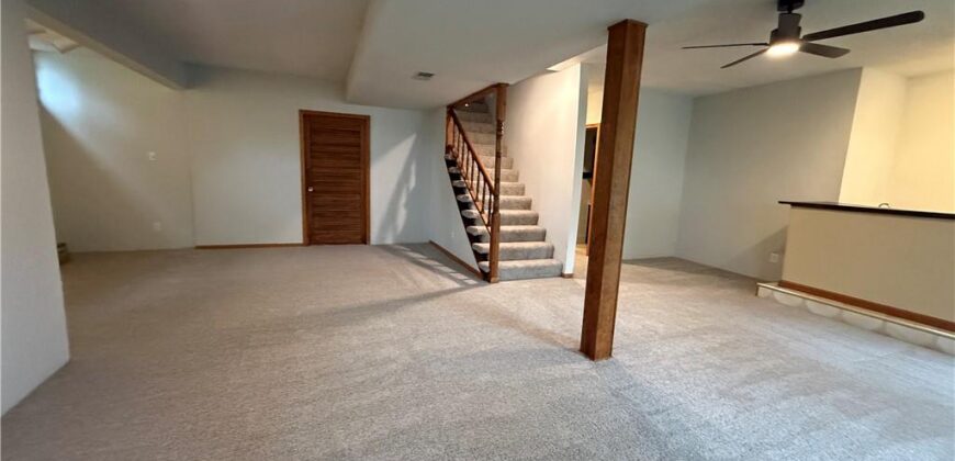 4201 NW 64th Place, Kansas City, MO 64151