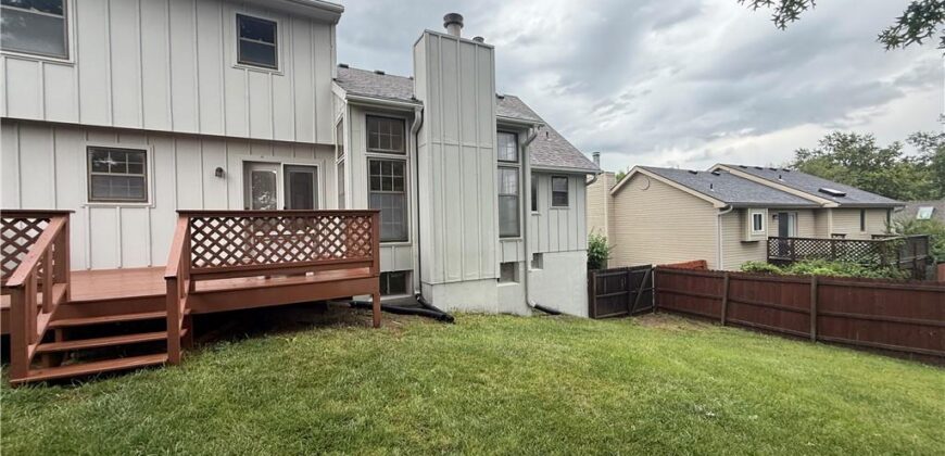 4201 NW 64th Place, Kansas City, MO 64151