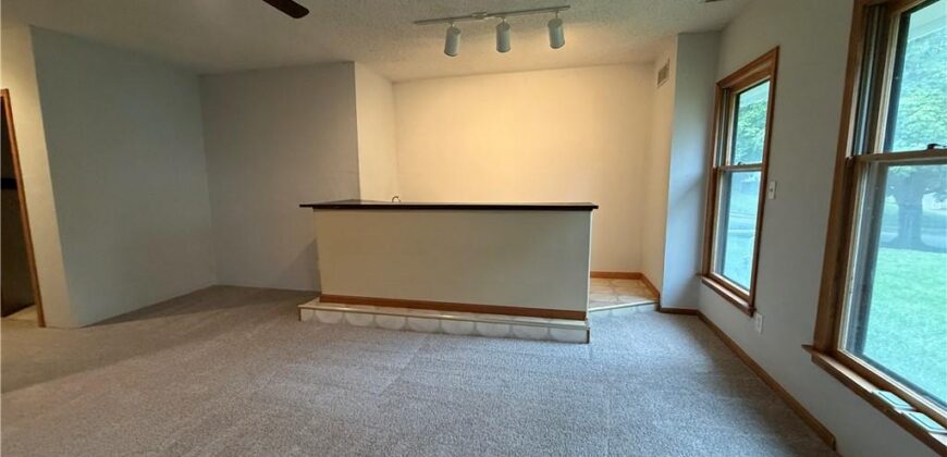 4201 NW 64th Place, Kansas City, MO 64151
