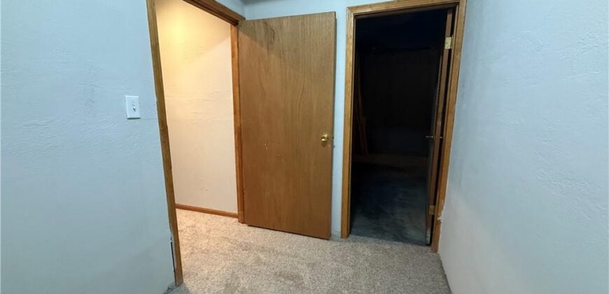 4201 NW 64th Place, Kansas City, MO 64151