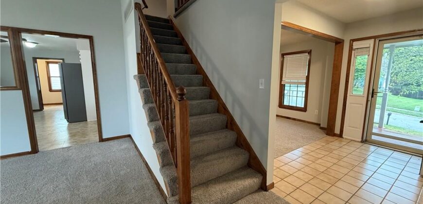 4201 NW 64th Place, Kansas City, MO 64151