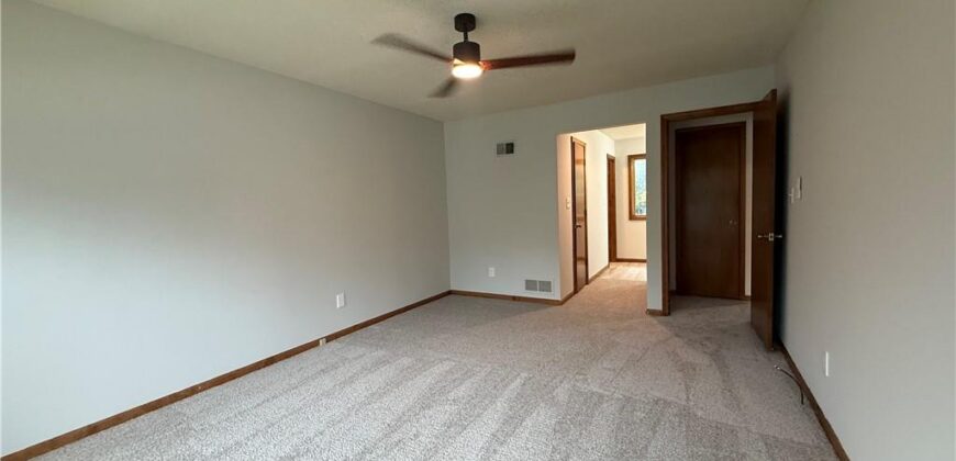 4201 NW 64th Place, Kansas City, MO 64151
