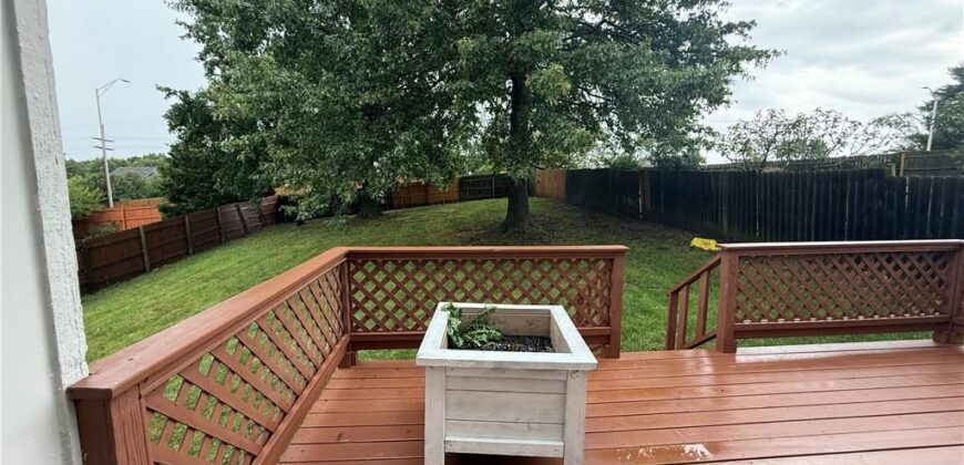 4201 NW 64th Place, Kansas City, MO 64151