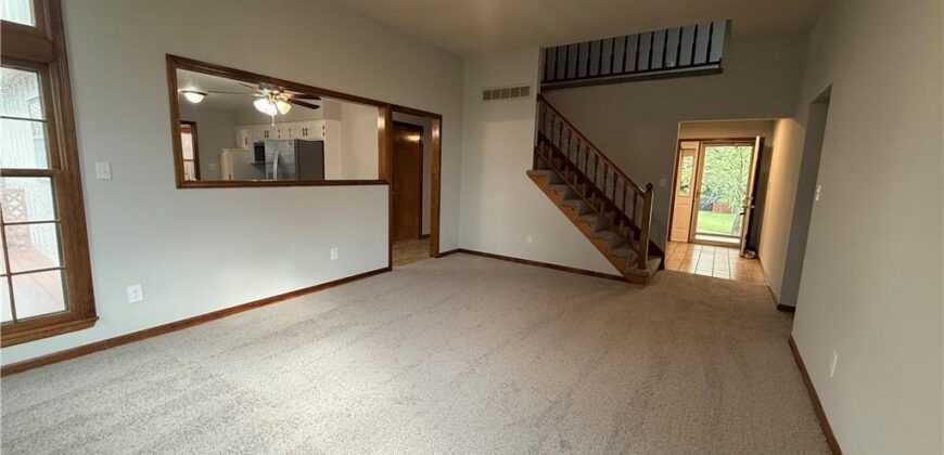 4201 NW 64th Place, Kansas City, MO 64151