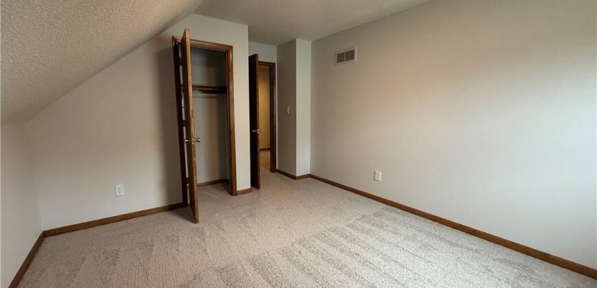 4201 NW 64th Place, Kansas City, MO 64151