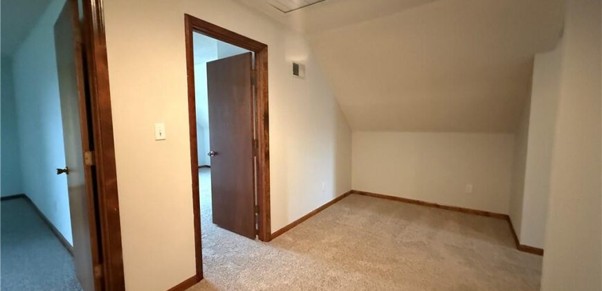 4201 NW 64th Place, Kansas City, MO 64151