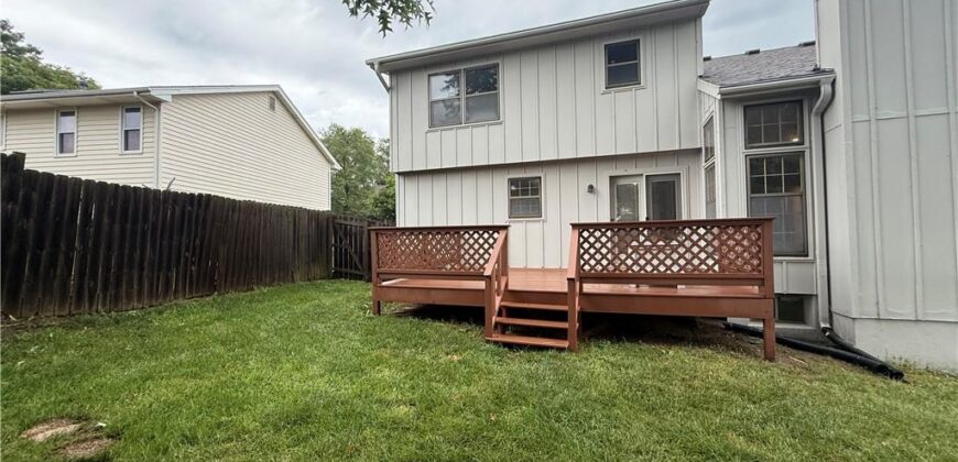4201 NW 64th Place, Kansas City, MO 64151