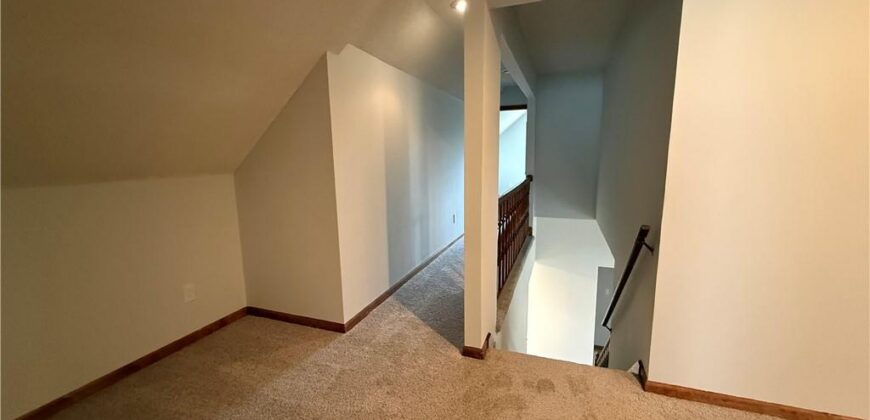 4201 NW 64th Place, Kansas City, MO 64151