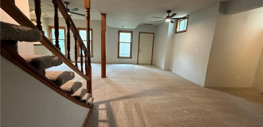 4201 NW 64th Place, Kansas City, MO 64151