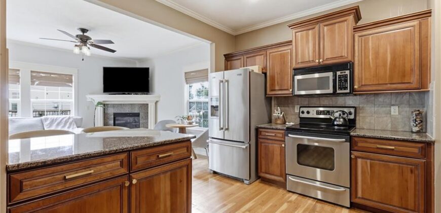 2901 Gentry Park Parkway, North Kansas City, MO 64116
