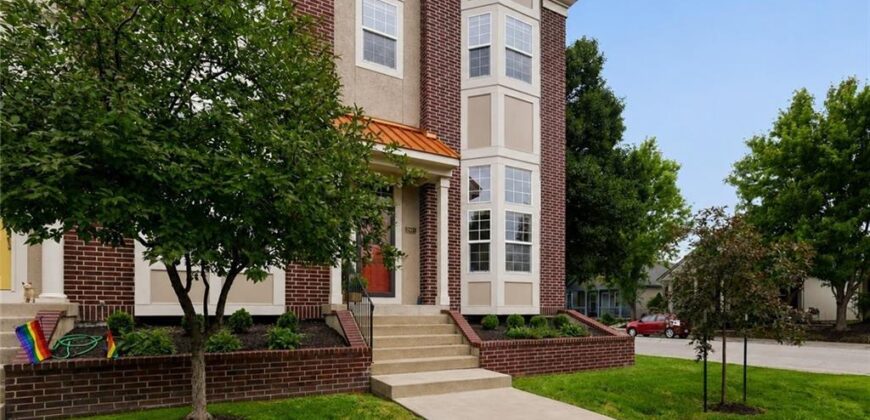 2901 Gentry Park Parkway, North Kansas City, MO 64116