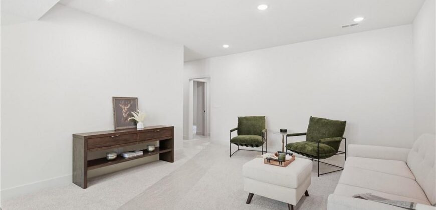 9001 N Clarion Avenue, Kansas City, MO 64153