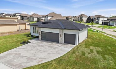 9001 N Clarion Avenue, Kansas City, MO 64153