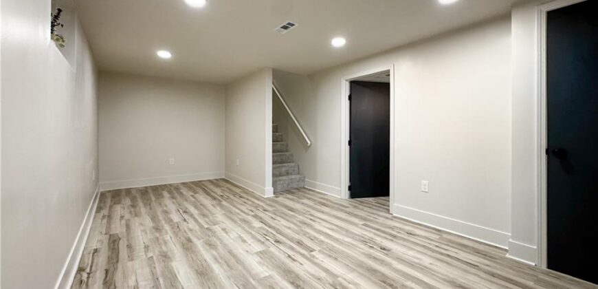 2214 NE 37th Terrace, Kansas City, MO 64116