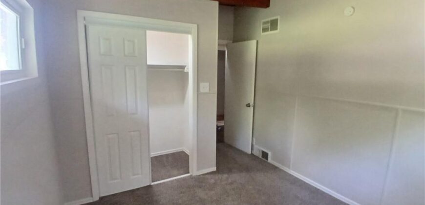 5323 Edgewood Circle, Houston Lake, MO 64151