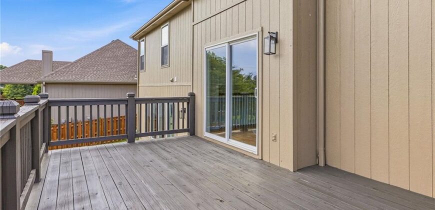 1603 NE 180th Terrace, Smithville, MO 64089