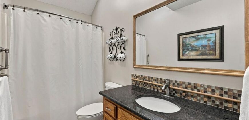 6726 N Charleston Drive, Kansas City, MO 64119