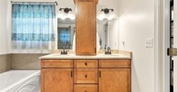 6726 N Charleston Drive, Kansas City, MO 64119