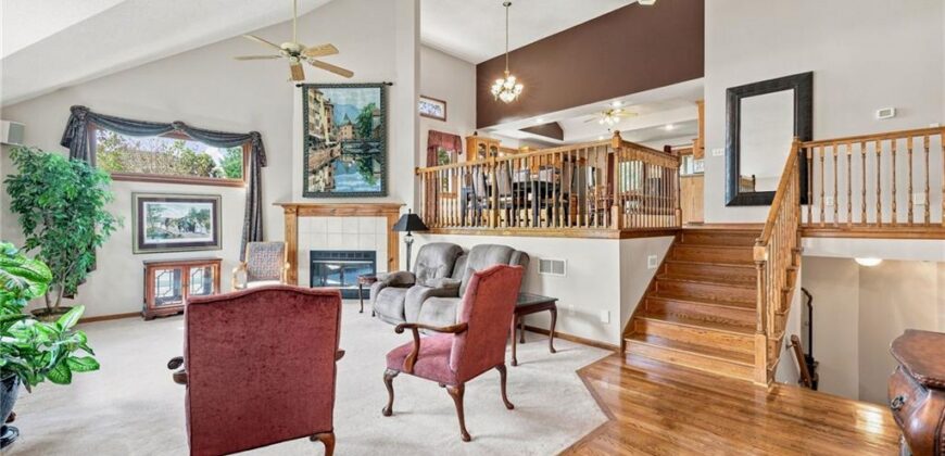 6726 N Charleston Drive, Kansas City, MO 64119