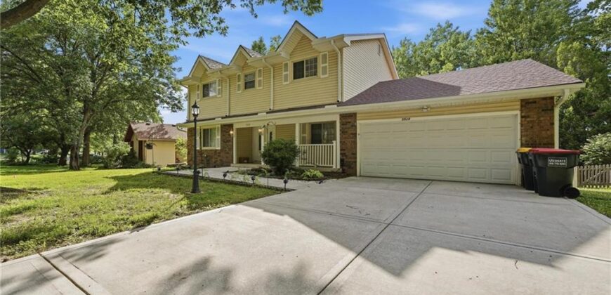 5528 NW Verlin Drive, Kansas City, MO 64152