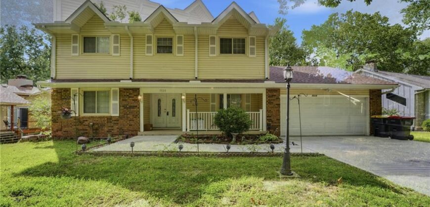 5528 NW Verlin Drive, Kansas City, MO 64152