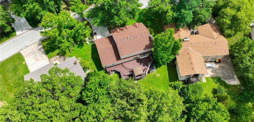 5528 NW Verlin Drive, Kansas City, MO 64152