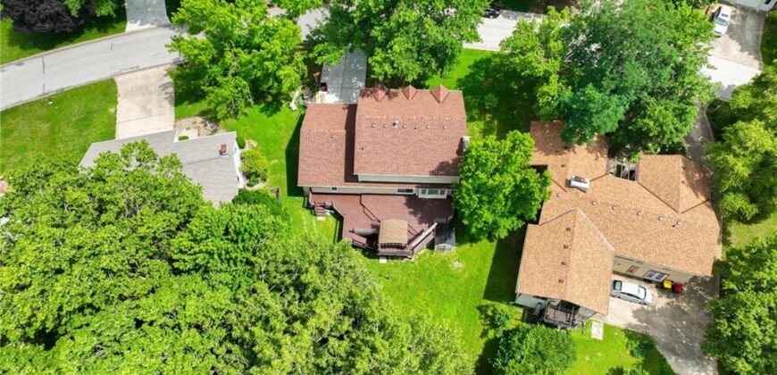 5528 NW Verlin Drive, Kansas City, MO 64152