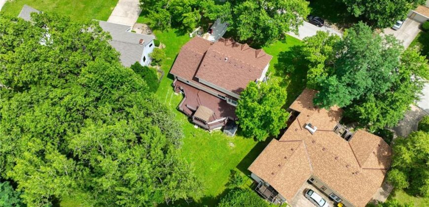 5528 NW Verlin Drive, Kansas City, MO 64152