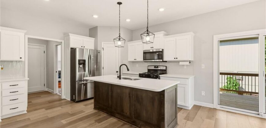 2209 Greenfield Court, Kearney, MO 64060
