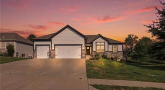 2209 Greenfield Court, Kearney, MO 64060