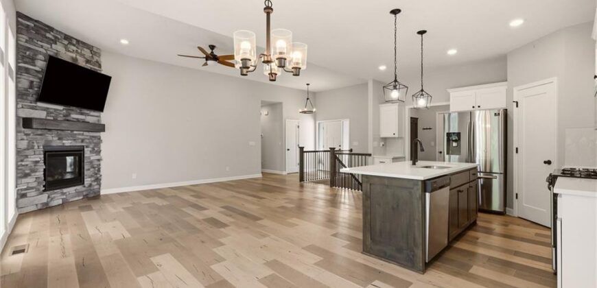 2209 Greenfield Court, Kearney, MO 64060