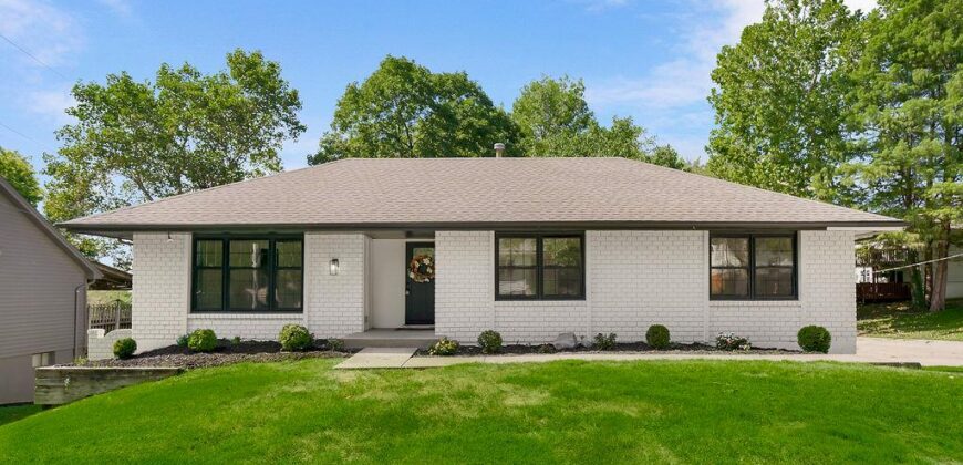 5908 NW Harris Drive, Kansas City, MO 64152